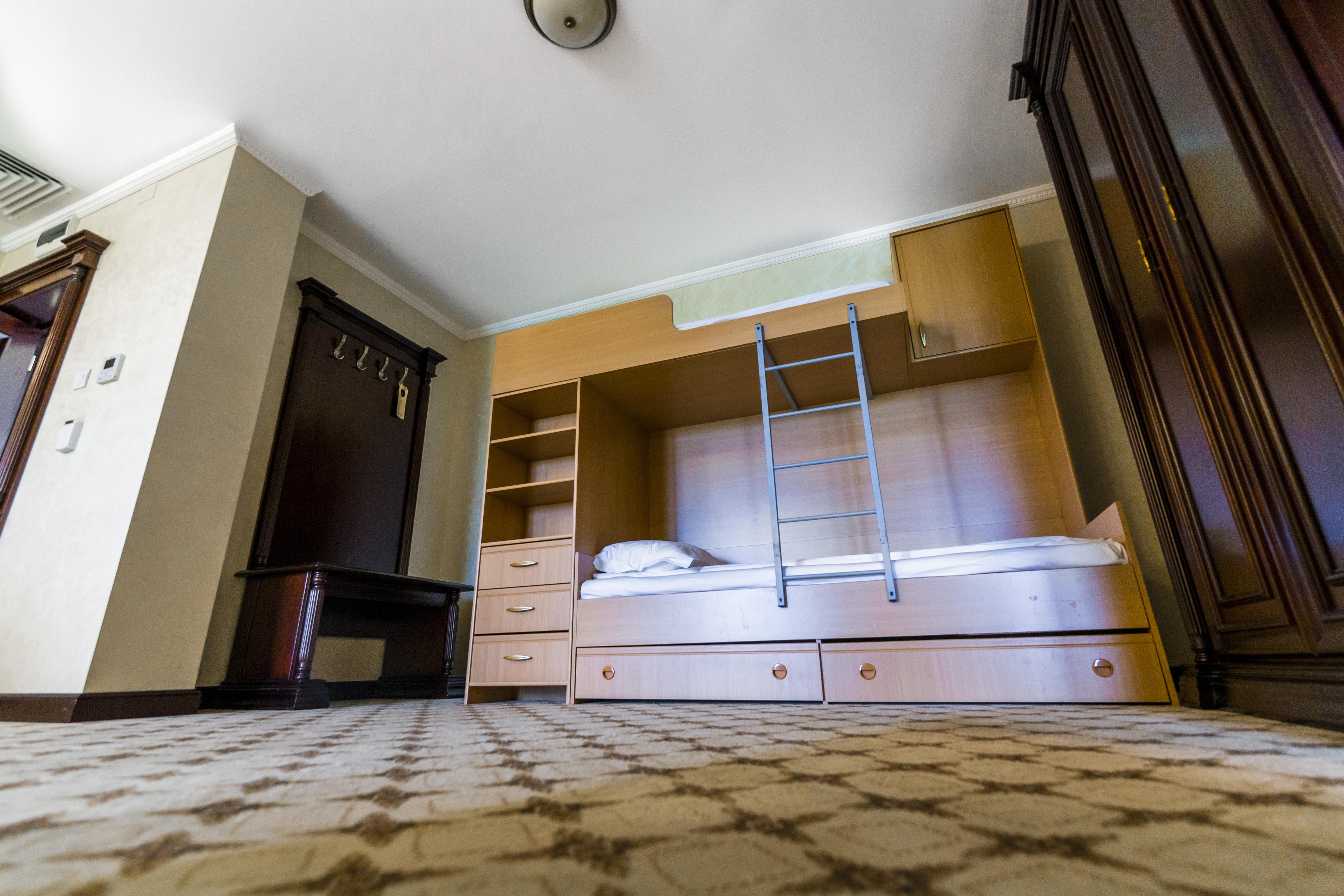 Hotel Golden House Craiova Exteriör bild