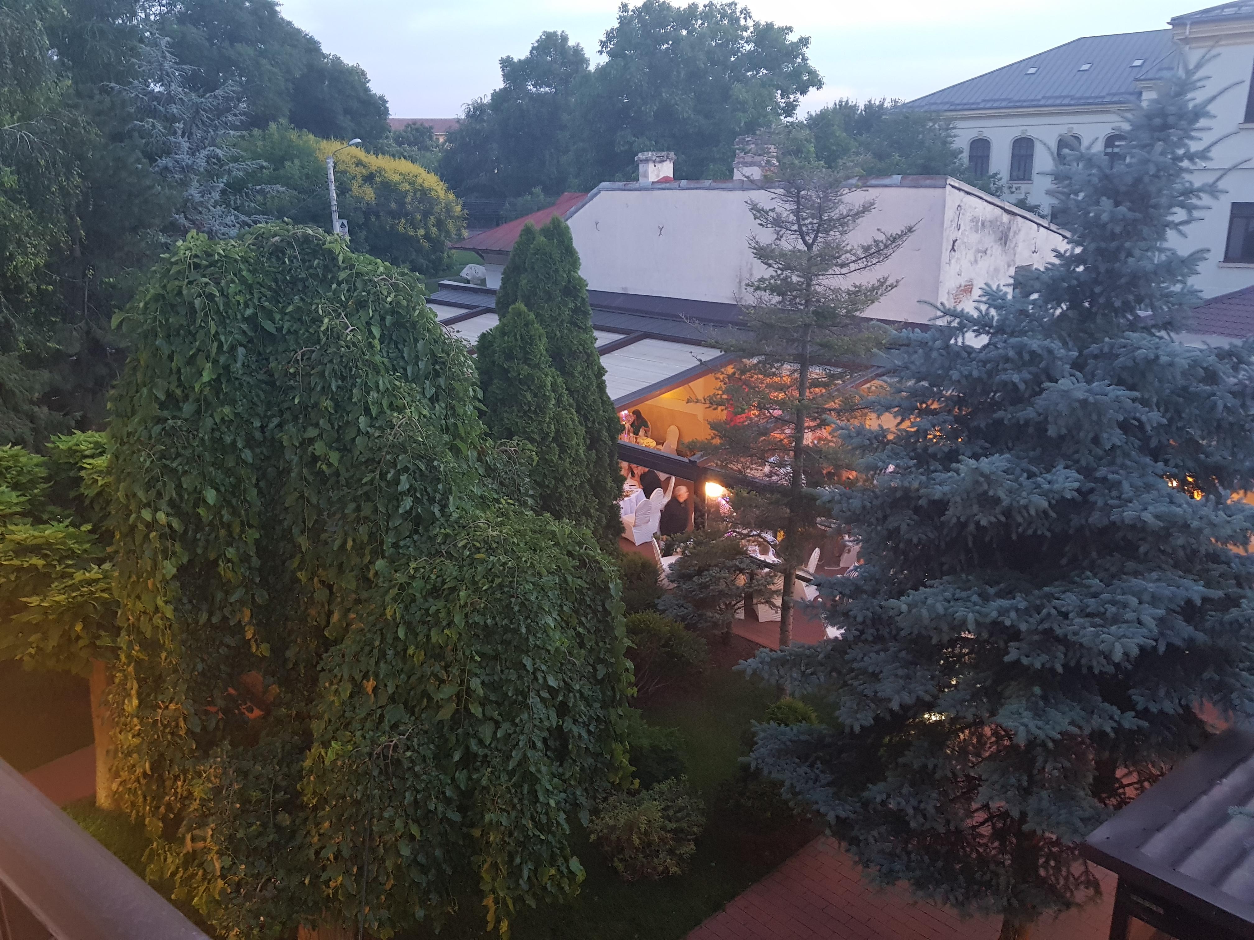 Hotel Golden House Craiova Exteriör bild