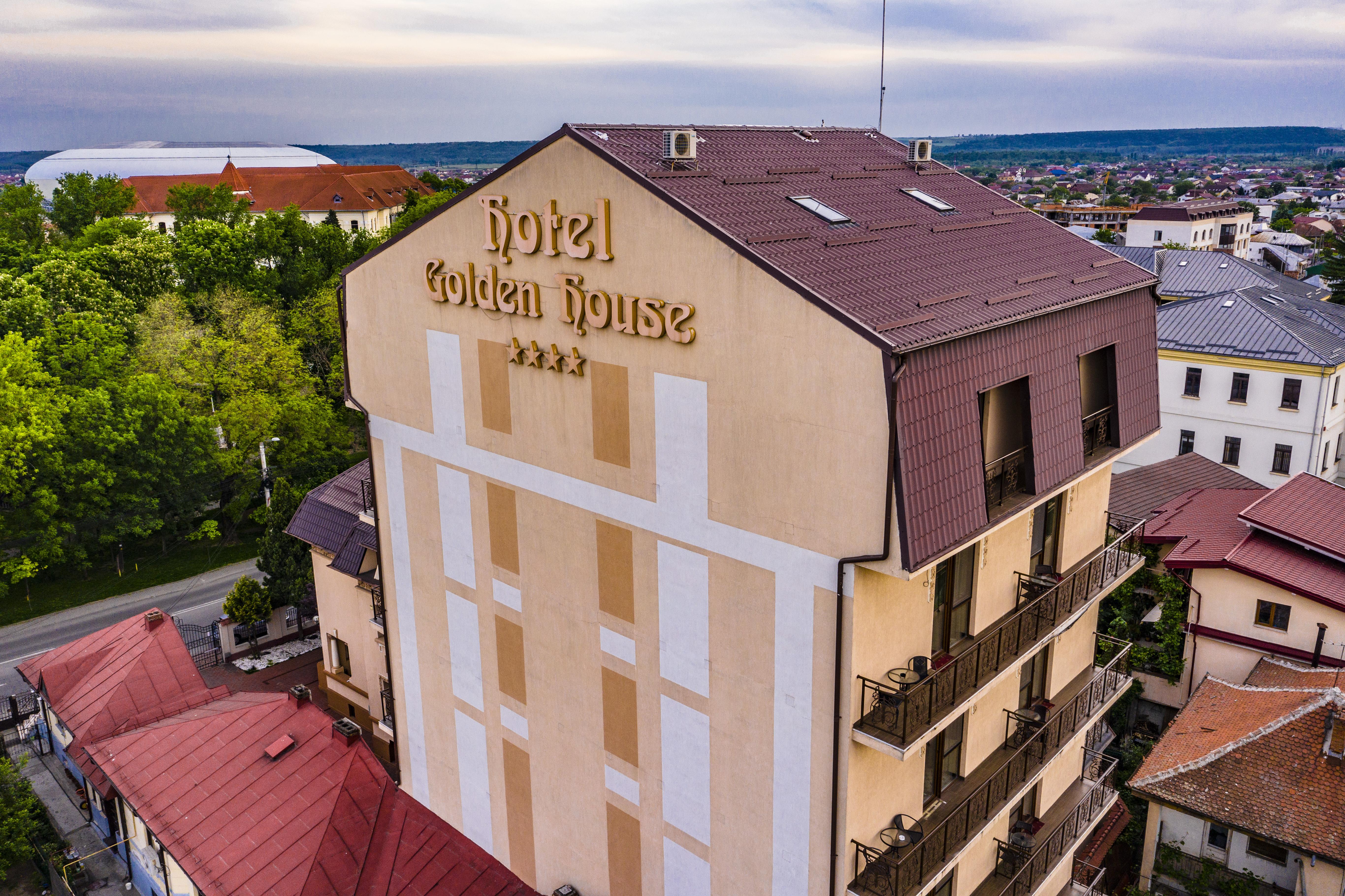 Hotel Golden House Craiova Exteriör bild