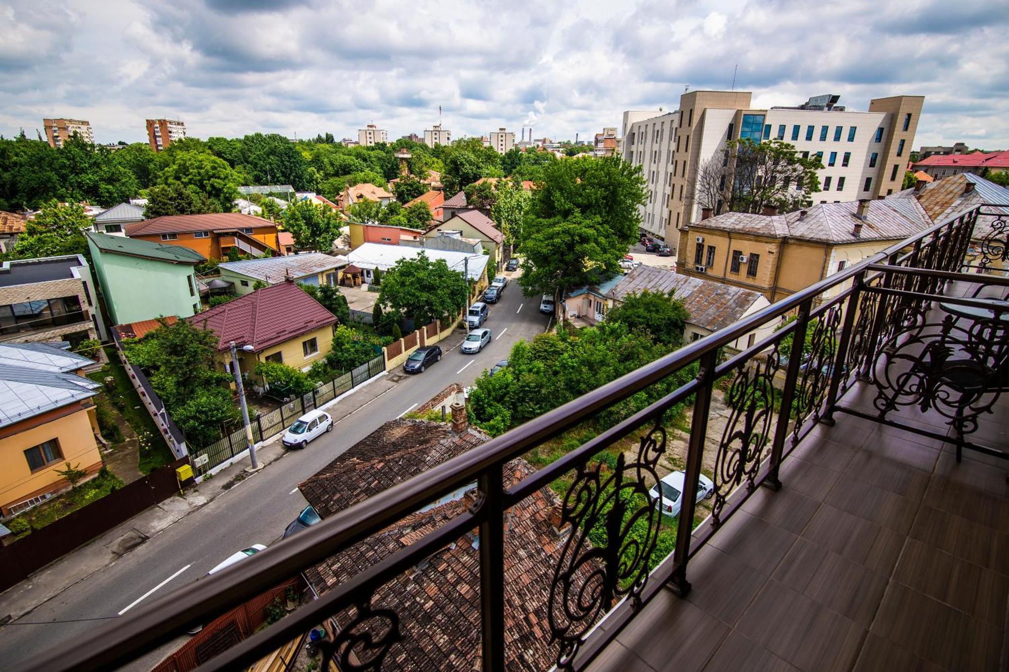 Hotel Golden House Craiova Rum bild